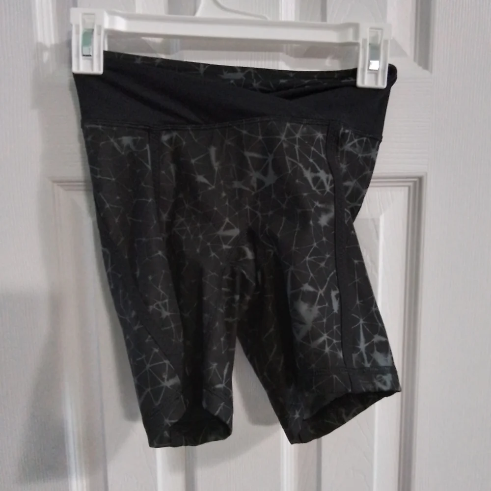 lululemon athletica Black Geometric Bike Shorts